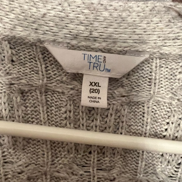 Cardigan - Picture 4 of 4